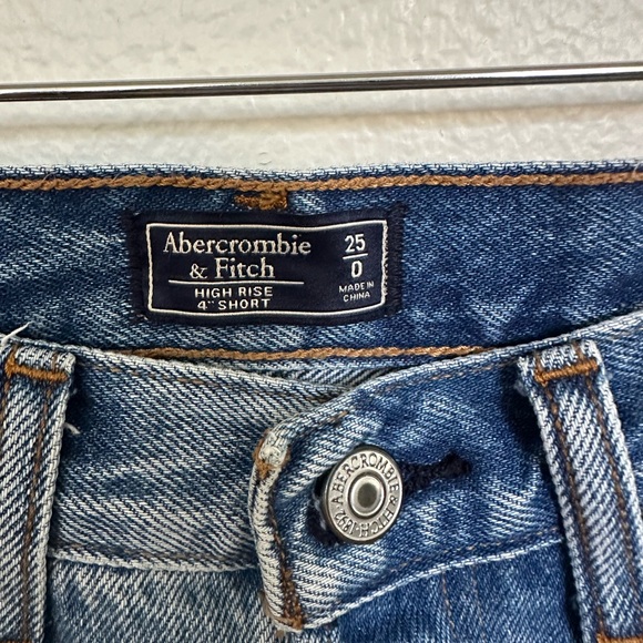 Abercrombie & Fitch Light Blue Distressed Jean Shorts - Picture 4 of 8